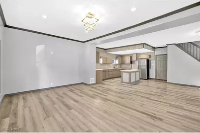 121 Lake Street, Akron, OH 44301 - Photo 5