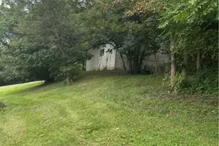 56624 Boyd Ave, Bridgeport, OH 43912 - Photo 9