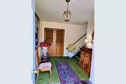 105 Franklin, St Clairsville, OH 43950 - Photo 3