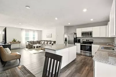 3923 Higgins Drive, Norton, OH 44203 - Photo 11