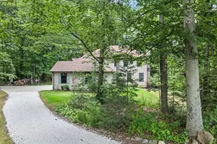 5531 Winter Brook Dr, Valley City, OH 44280 - Photo 3