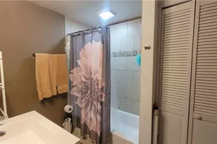 14018 Parkdale Ave, Loveland, OH 44111 - Photo 11