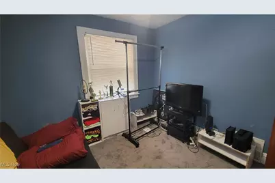 14018 Parkdale Avenue, Loveland, OH 44111 - Photo 15