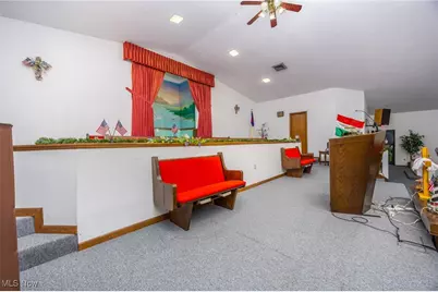 7200 Grand Central Avenue, Vienna, WV 26105 - Photo 15