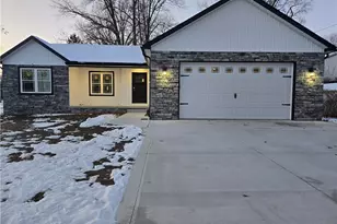 3908 Stow Rd, Stow, OH 44224 - Photo 3