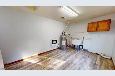 8908 Southern Highway, Rockport, WV 26169 - Photo 23