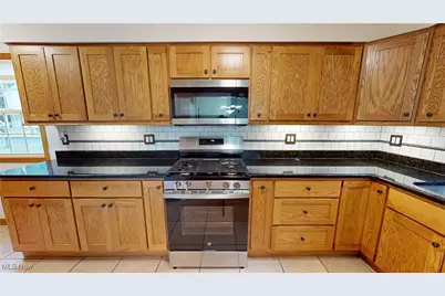 8908 Southern Highway, Rockport, WV 26169 - Photo 9