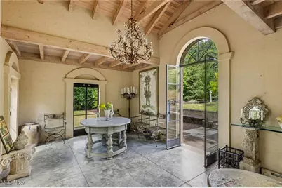 400 Hunters Hollow Drive SE, Warren, OH 44484 - Photo 39