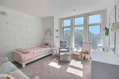 2339 Edgehill Road, Loveland, OH 44106 - Photo 11