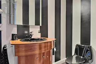 2339 Edgehill Rd, Loveland, OH 44106 - Photo 7