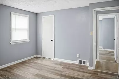 1313 Humbolt Avenue, Youngstown, OH 44502 - Photo 13