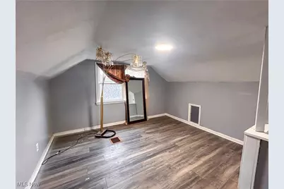 1313 Humbolt Avenue, Youngstown, OH 44502 - Photo 17