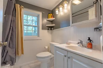 3305 Regent Avenue NE, Canton, OH 44705 - Photo 17