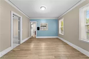 1938 W 65th St, Loveland, OH 44102 - Photo 7