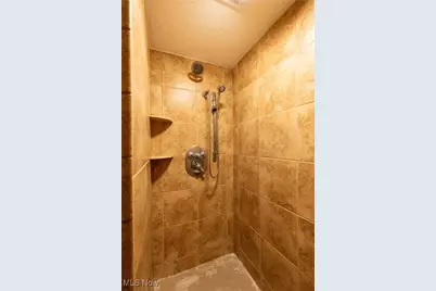 11121 Geib Avenue NE, Hartville, OH 44632 - Photo 33