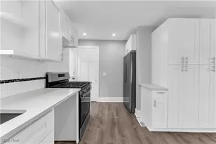 302 Louisiana Ave, Lorain, OH 44052 - Photo 13