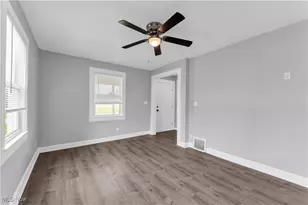 302 Louisiana Ave, Lorain, OH 44052 - Photo 5