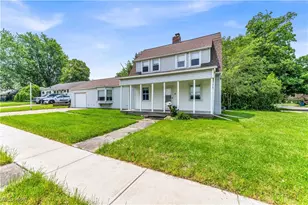 302 Louisiana Ave, Lorain, OH 44052 - Photo 3