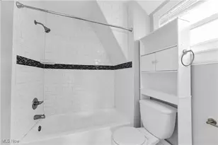 302 Louisiana Ave, Lorain, OH 44052 - Photo 29