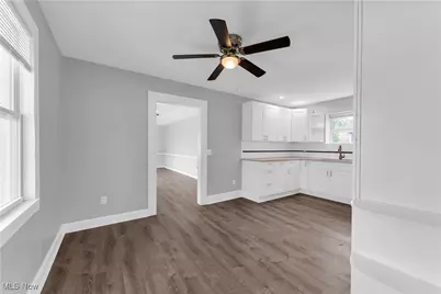 302 Louisiana Avenue, Lorain, OH 44052 - Photo 7