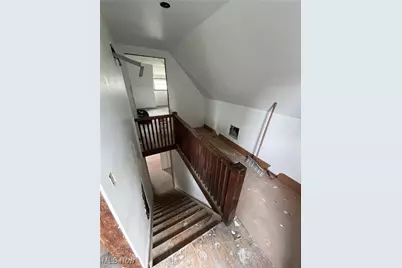 1504 E 106th Street, Loveland, OH 44106 - Photo 9