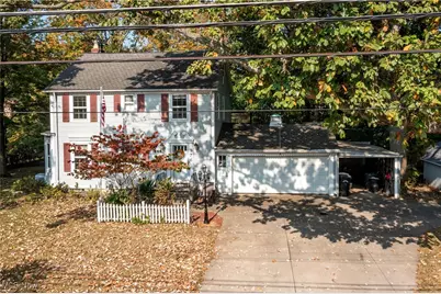 976 Gulf Road, Elyria, OH 44035 - Photo 1