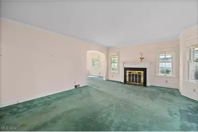 976 Gulf Road, Elyria, OH 44035 - Photo 5