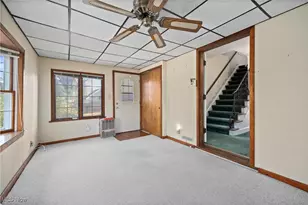 976 Gulf Rd, Elyria, OH 44035 - Photo 13