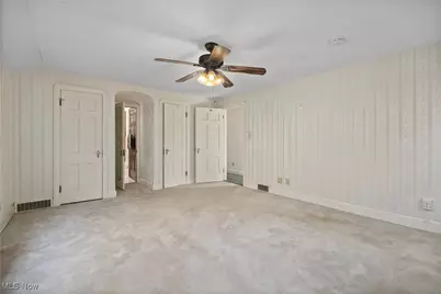 976 Gulf Road, Elyria, OH 44035 - Photo 29