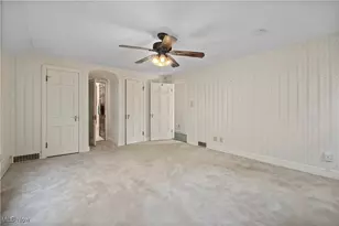 976 Gulf Rd, Elyria, OH 44035 - Photo 29