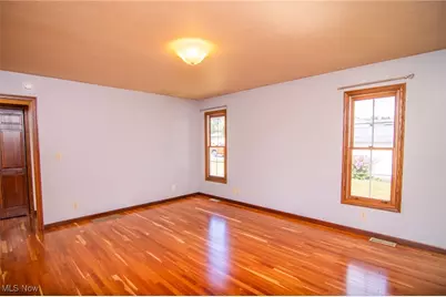 65893 McGregor Hill Road, Bellaire, OH 43906 - Photo 13