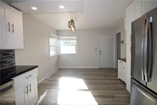 4740 Echoglenn St NW, Canton, OH 44720 - Photo 5