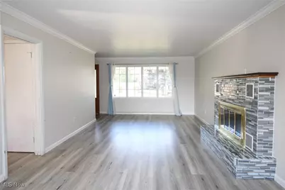 4740 Echoglenn Street NW, Canton, OH 44720 - Photo 9