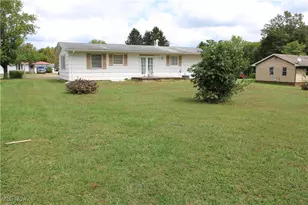 52388 East Dr, Beallsville, OH 43716 - Photo 13