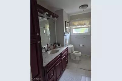 10305 Broadview Road, Grandview Heights, OH 44147 - Photo 9