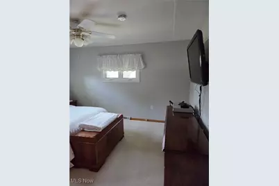 10305 Broadview Road, Grandview Heights, OH 44147 - Photo 15