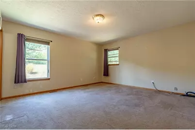 11153 Augusta Road, East Rochester, OH 44625 - Photo 13