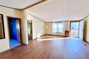 60 Flamingo Ave, Amherst, OH 44001 - Photo 5