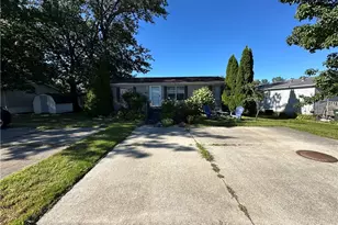 60 Flamingo Ave, Amherst, OH 44001 - Photo 43