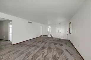 5290 Hampton Ct, Zanesville, OH 43701 - Photo 21