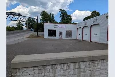 213 Dewey Avenue, Cambridge, OH 43725 - Photo 5