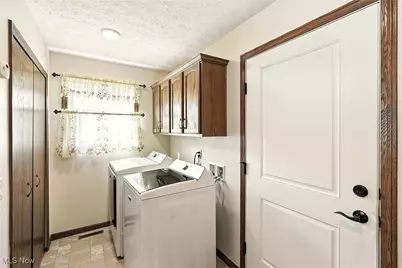 5239 Monroe Square E, Barberton, OH 44203 - Photo 21