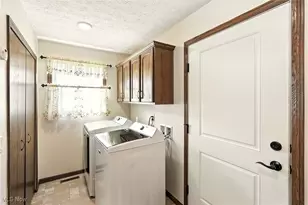 5239 Monroe Square E, Barberton, OH 44203 - Photo 21