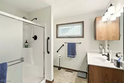 5239 Monroe Square E, Barberton, OH 44203 - Photo 23