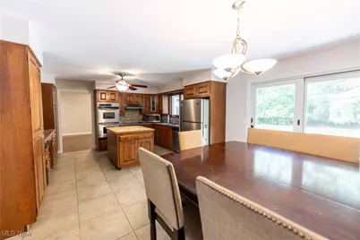 331 Verdant Lane, Canfield, OH 44406 - Photo 5