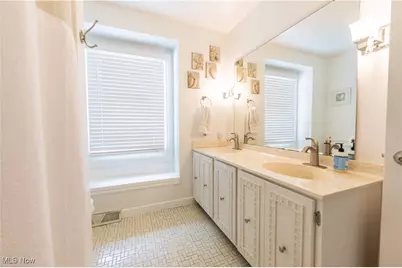 331 Verdant Lane, Canfield, OH 44406 - Photo 21