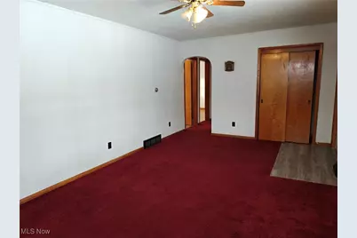 5611 Poplar Avenue, Ashtabula, OH 44004 - Photo 5