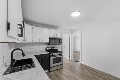 2022 Schiller Ave, Cuyahoga Falls, OH 44223 - Photo 5