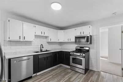 2022 Schiller Ave, Cuyahoga Falls, OH 44223 - Photo 3