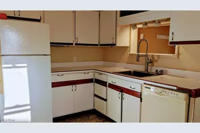 38754 Adkins Road, Willoughby, OH 44094 - Photo 5